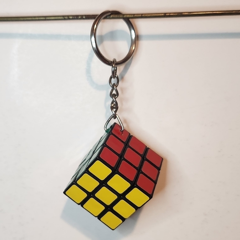 Vintage Rubik’s Cube Keychain Made in Taiwan - Picture 4 of 11